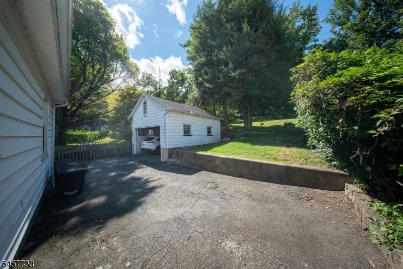 Photo of 13 Valley Way