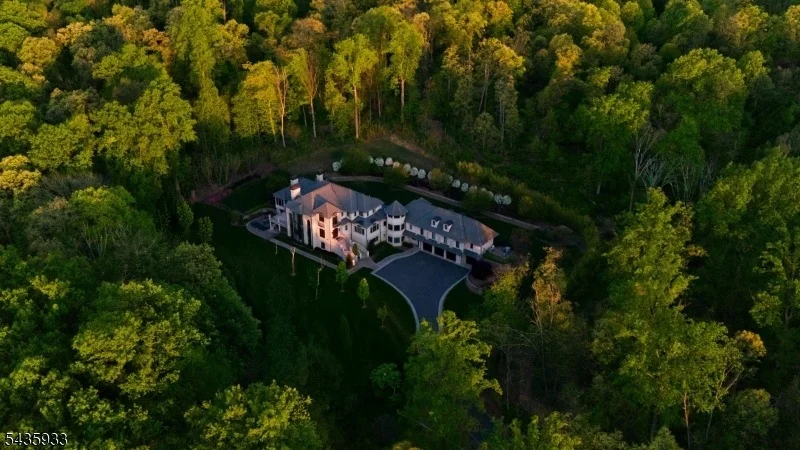 Photo of 4 MASON HILL ROAD