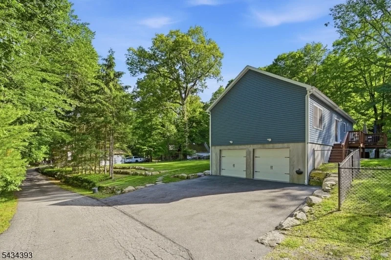 Photo of 461 Westbrook Rd