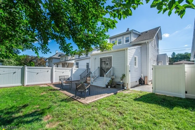 Photo of 59 Union Ave