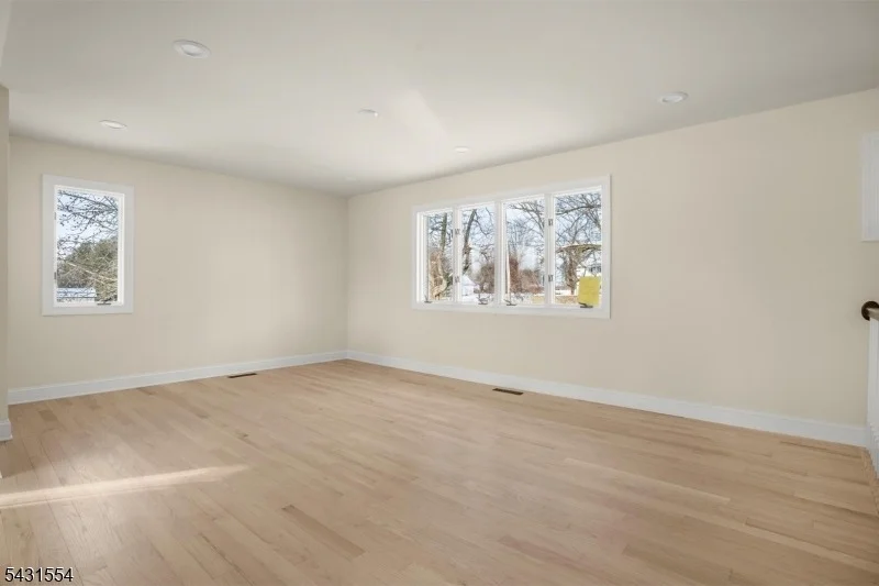 Photo of 16 SCHAAF ROAD