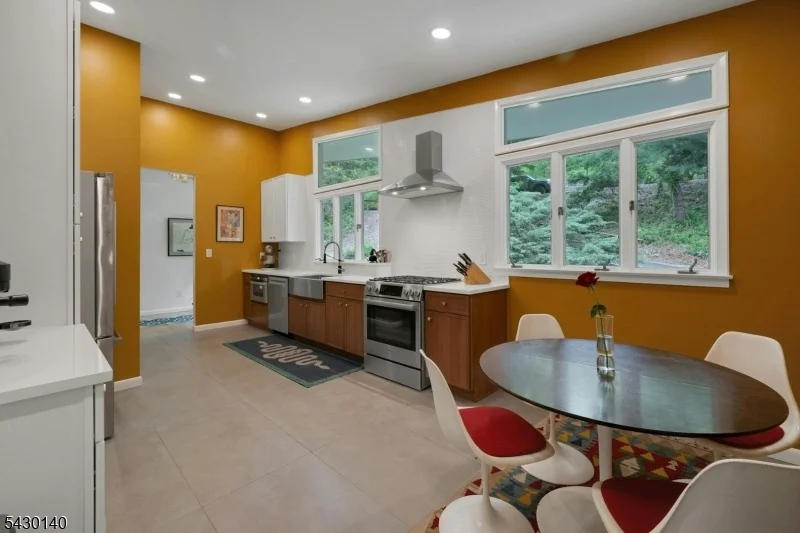 Photo of 29 Skyline Dr