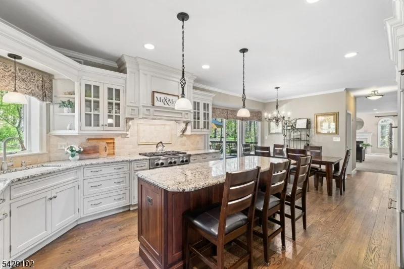 Photo of 16 Yorkshire Dr