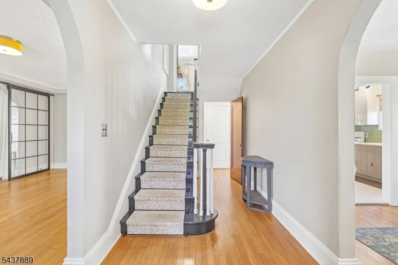 Photo of 1032 Kipling Rd