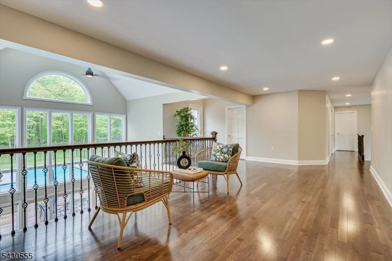 Photo of 270 Mountain Rd
