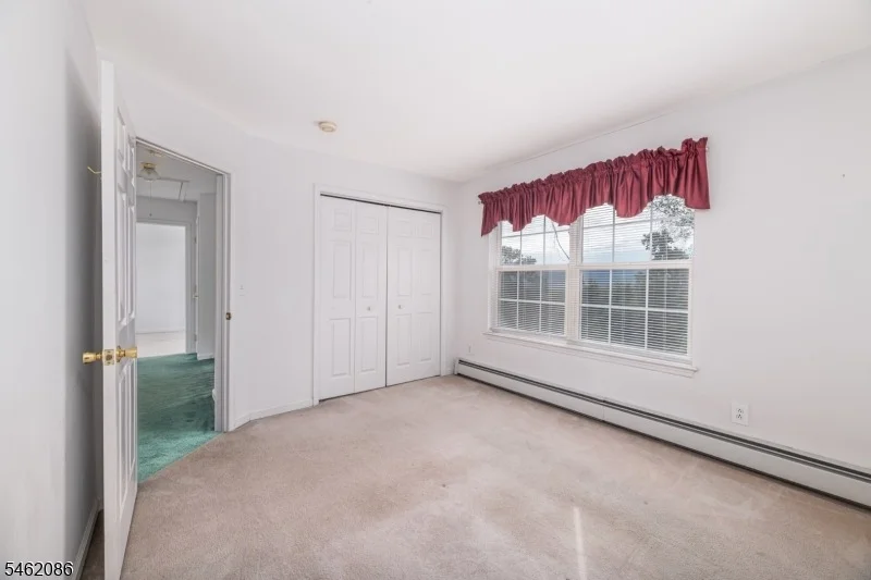 Photo of 17 Bailey Dr