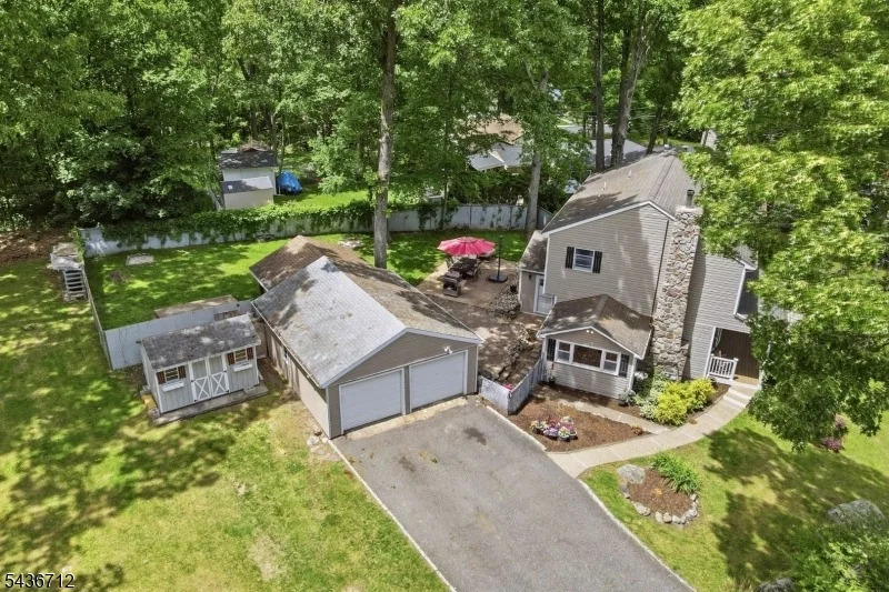 Photo of 13 HIGHVIEW TRAIL