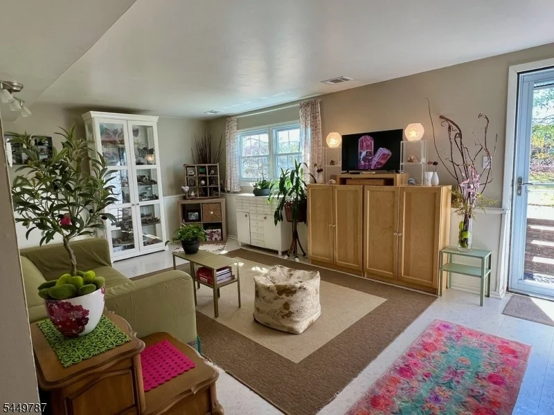 Photo of 70 Appleman Rd
