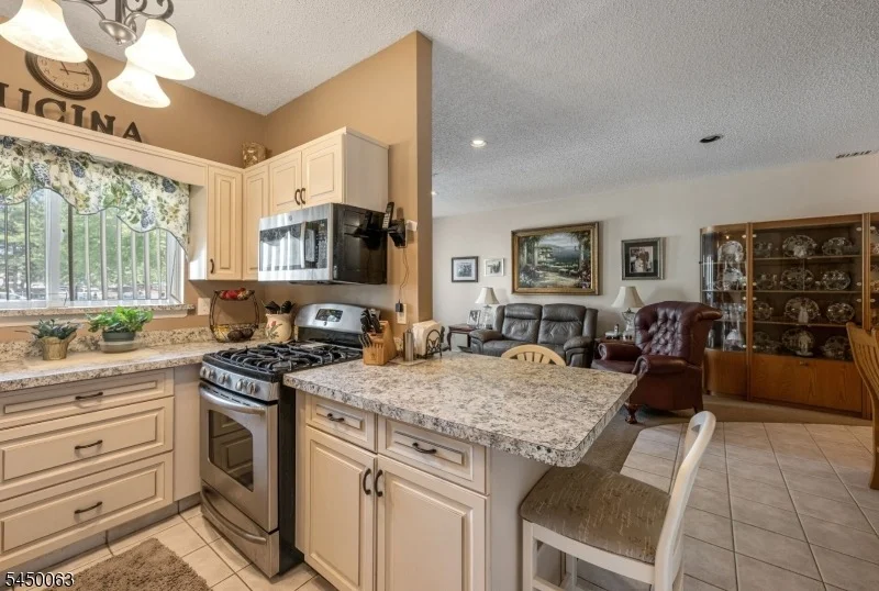 Photo of 602 Brittany Dr