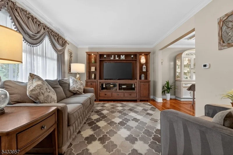 Photo of 7 Spier Dr