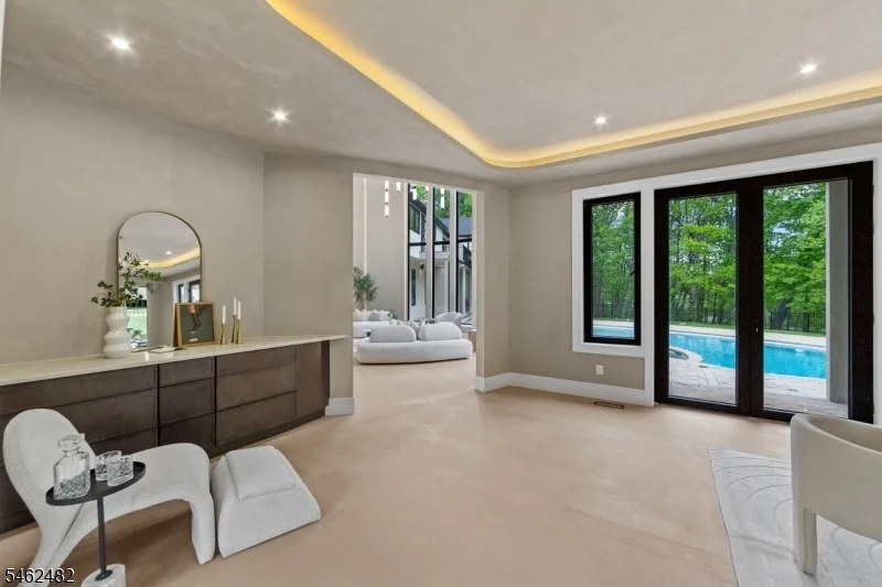 Photo of 809 West Shore Drive