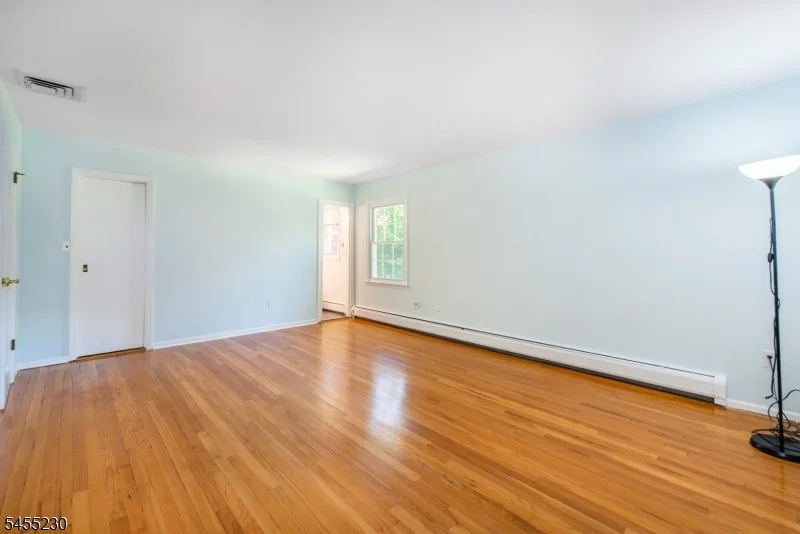 Photo of 14 Winding Way