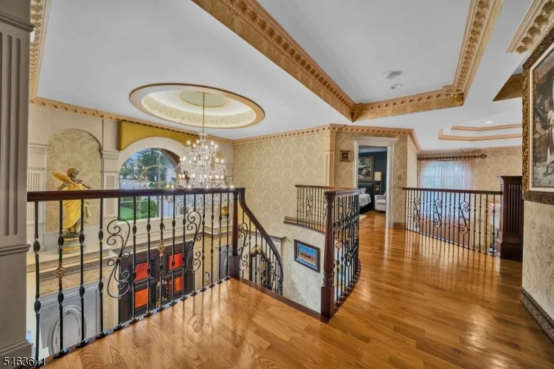 Photo of 1088 Dearborn Rd