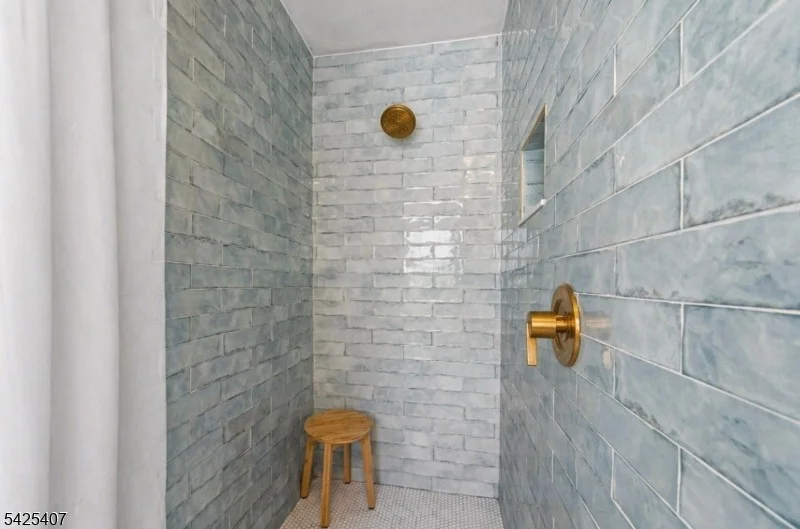 Photo of 108 Beacon Hill Rd