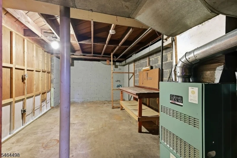 Photo of 115 Parkside Rd