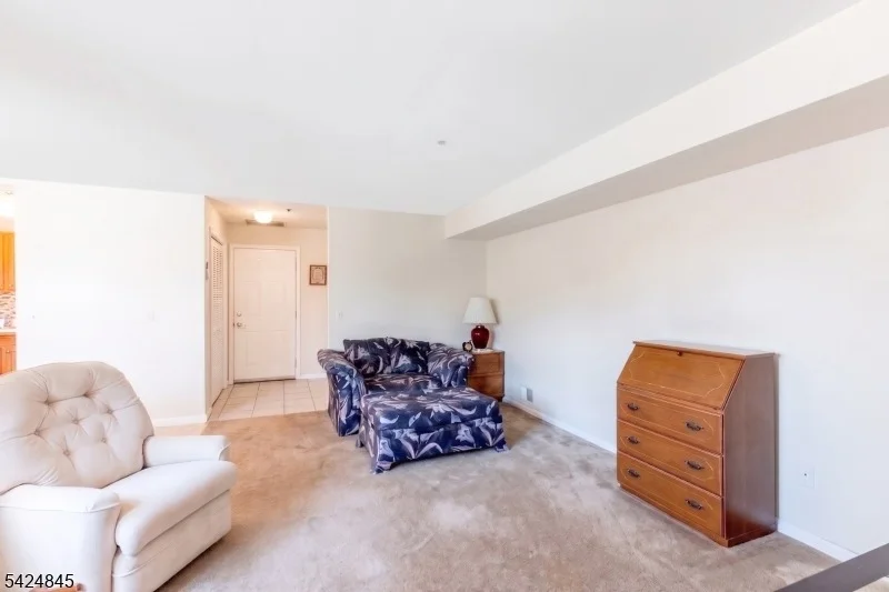 Photo of Unit 2K at 81 Park Edge