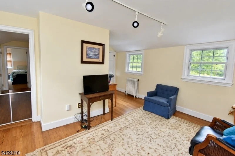 Photo of 389 Green Rd