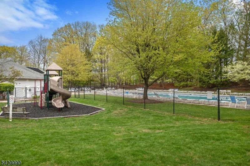 Photo of 35 Maple Ln