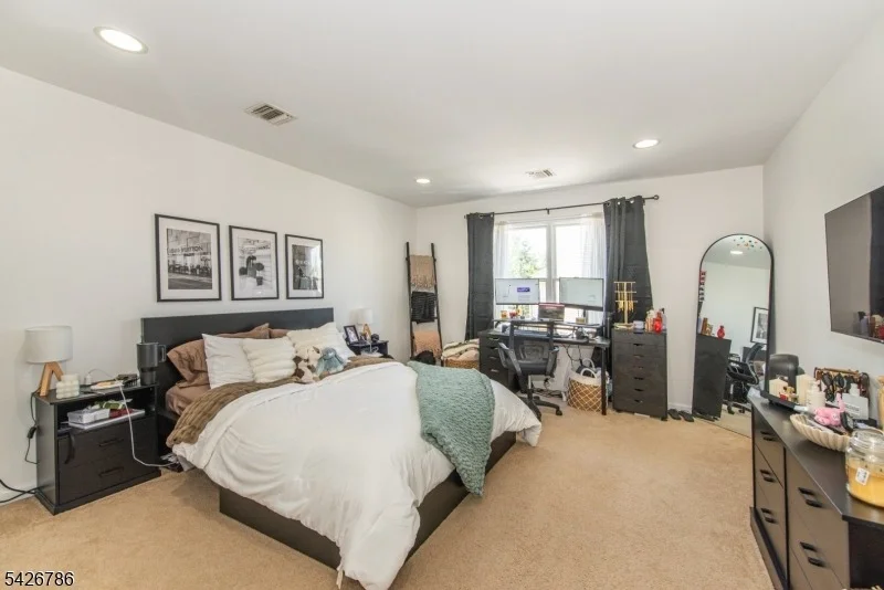 Photo of 20 Ralph Dr