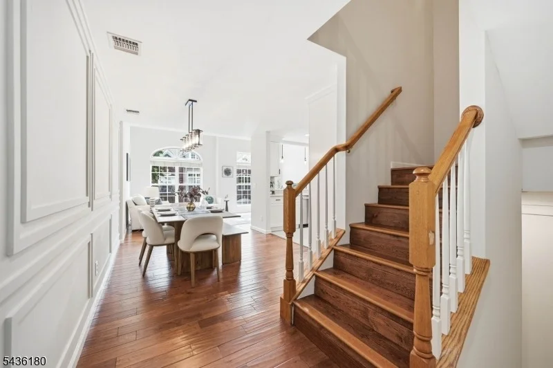 Photo of 281 Riverwalk Way