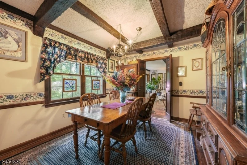 Photo of 44 Chestnut Rd