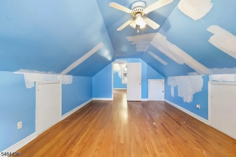 Photo of 115 Parkside Rd