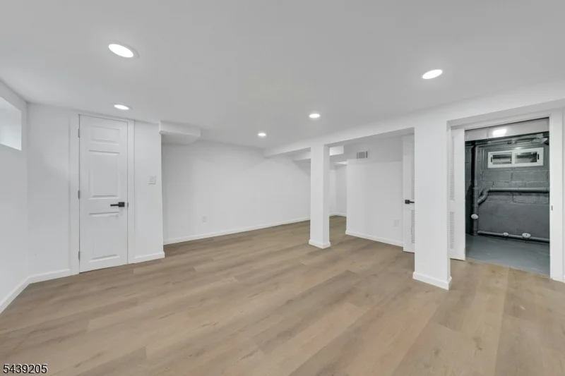 Photo of 12 Lerome Pl