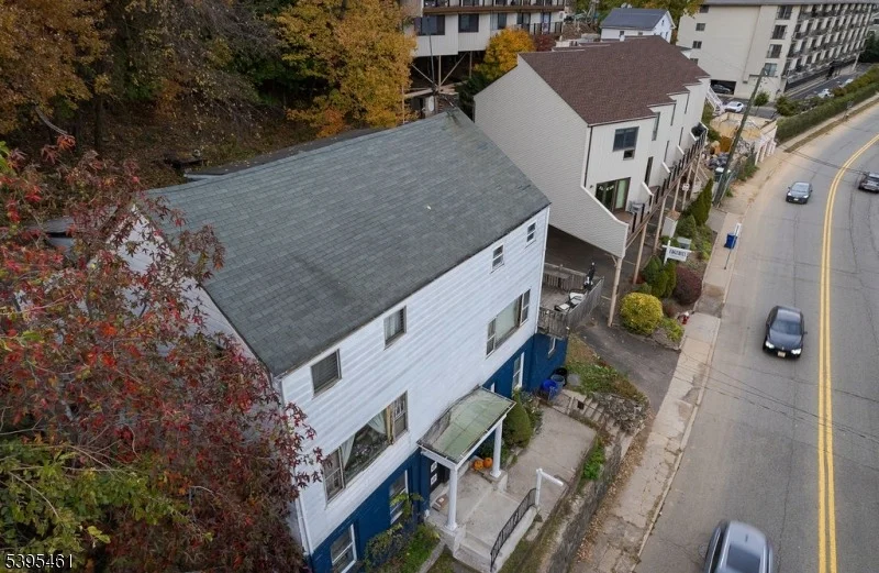 Photo of 1106 River Rd