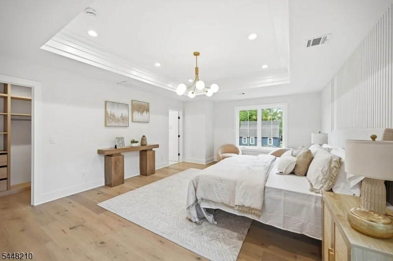Photo of 936 Beverly Dr