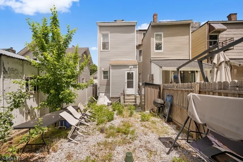 Photo of 108 Ward St