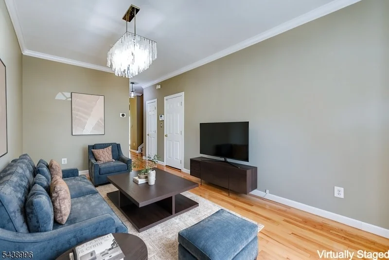 Photo of 118 Barclay Dr