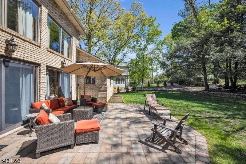 Photo of 70 Forest Hills Way