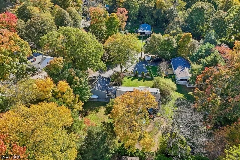 Photo of 8 Summit Rd