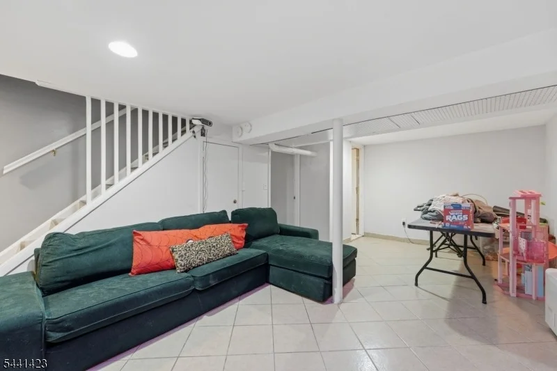 Photo of 217 8Th Ave