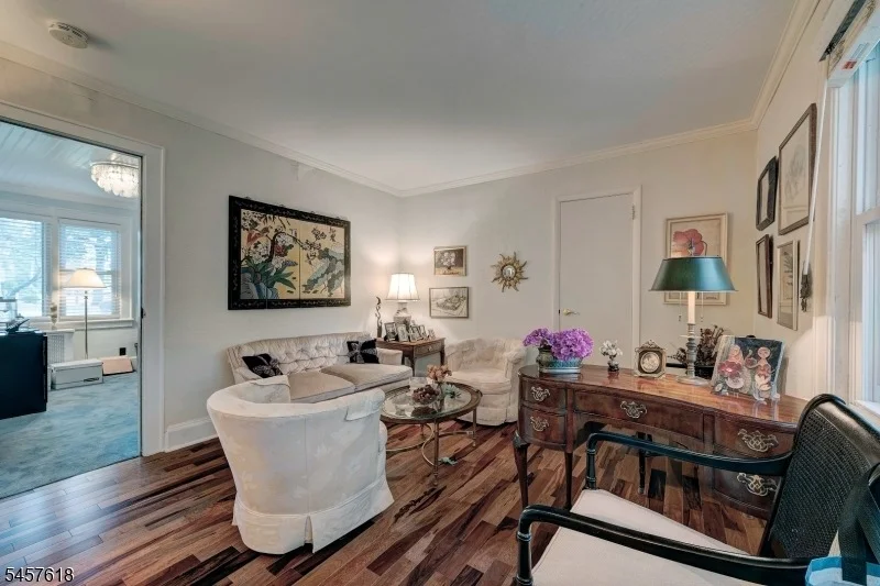 Photo of 674 Eagle Rock Ave