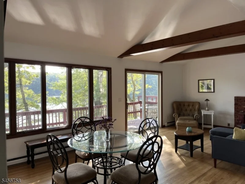 Photo of 6 Jans Way