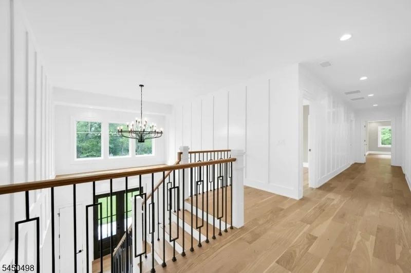 Photo of 237 Mountainside Rd