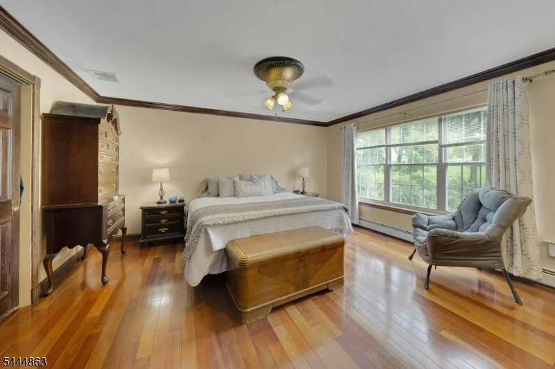 Photo of 16 Shephard Rd