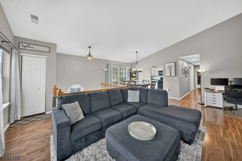 Photo of 161 Gregory Ln