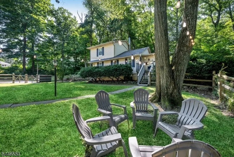 Photo of 48 Dunham Rd