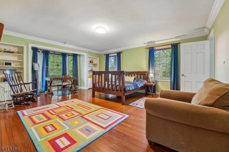 Photo of 343 Forest Rd