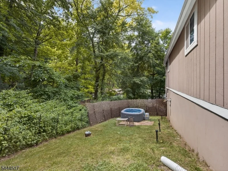 Photo of 6 Black Oak Trl