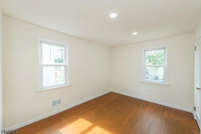 Photo of 50 Birch St