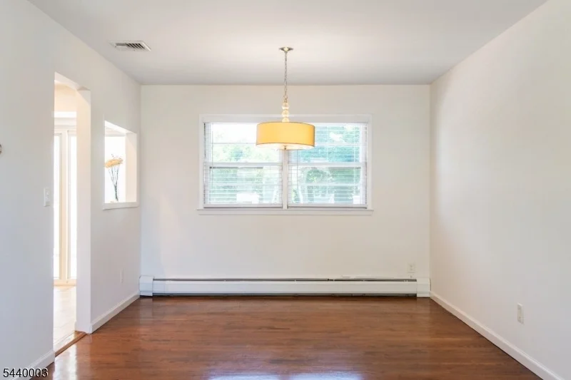 Photo of 8 Kennedy Dr