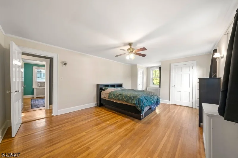Photo of 192 Gregory Ave