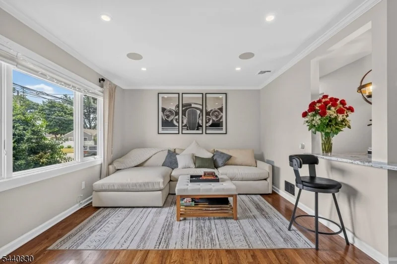 Photo of 42 Donnalin Pl