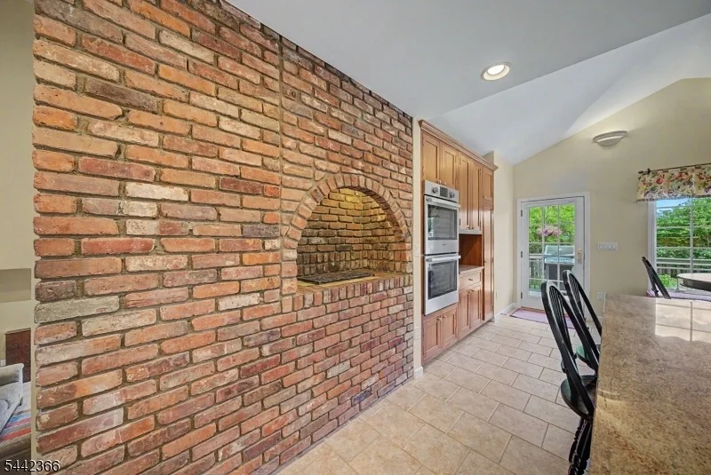 Photo of 28 Lyonsville Rd