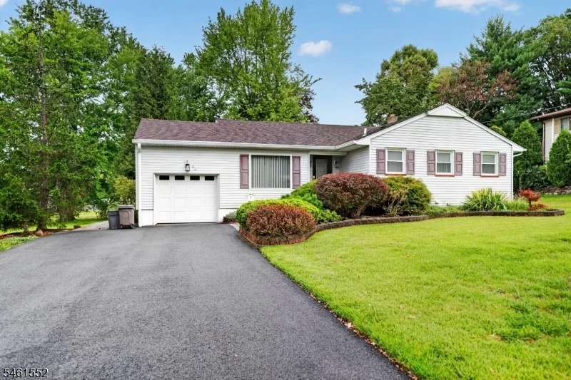 Photo of 25 Normandy Dr