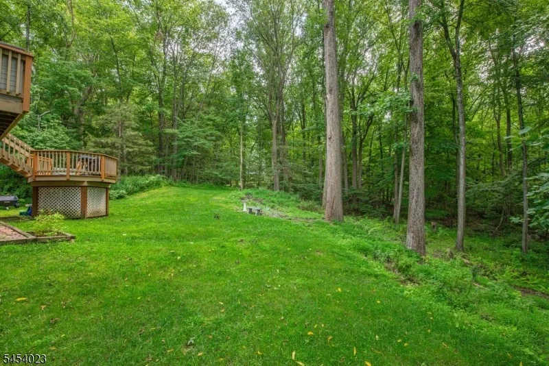 Photo of 42 Scenic Dr