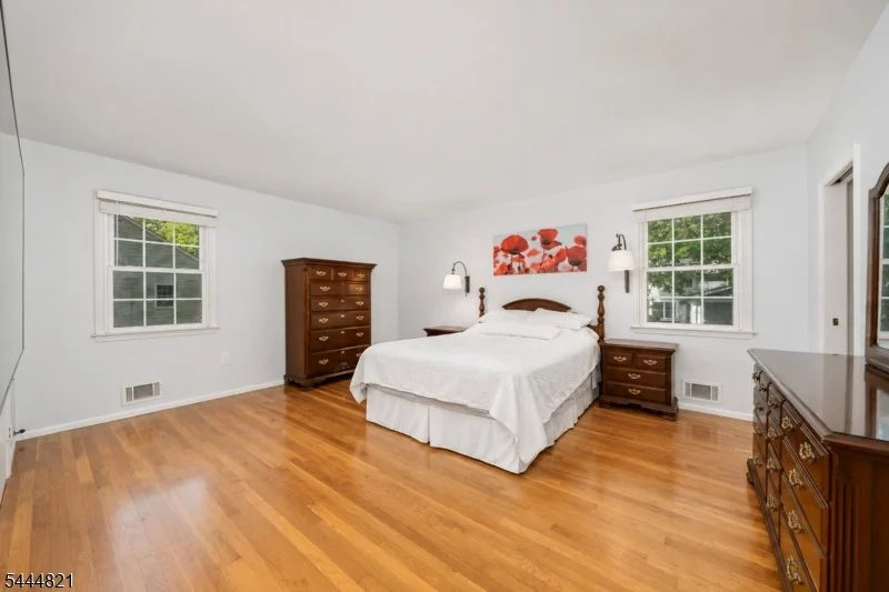 Photo of 69 Jones Dr